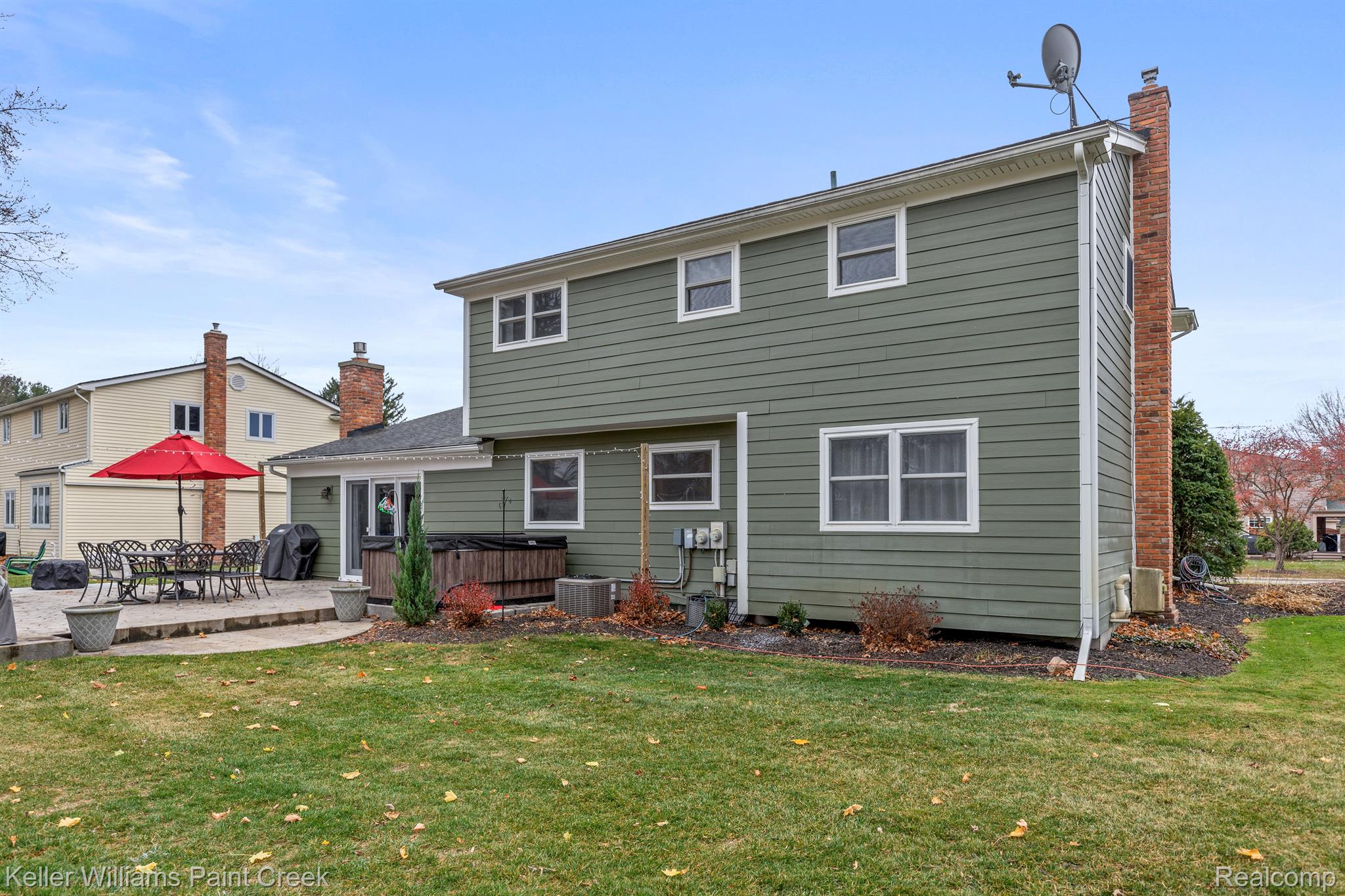 2329 Eaton Gate Road Lake Orion, MI 48360 - Photo 26 of 38 New Hardy siding, gutters, and trim in 2017.