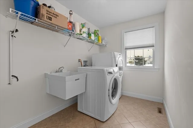 $1,249,000 | 40 Endean Drive, Walpole, MA 02032