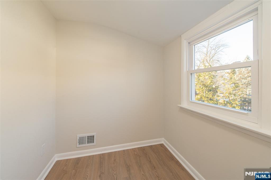 64 Harwich Road Dumont, NJ 07628 - Photo 18 of 25