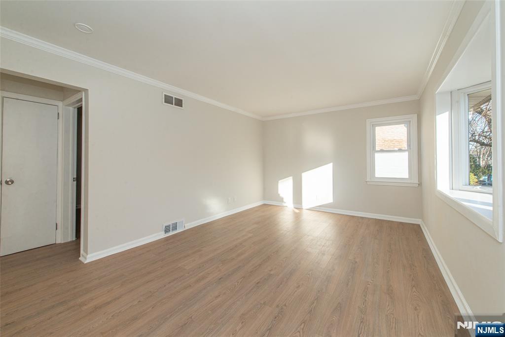 64 Harwich Road Dumont, NJ 07628 - Photo 3 of 25