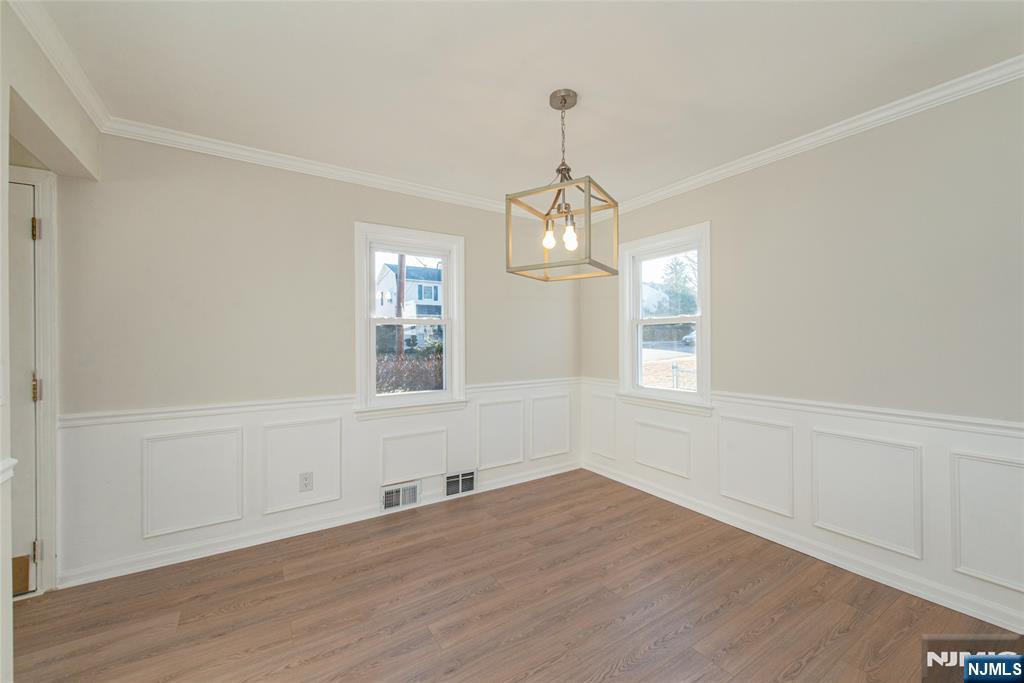 64 Harwich Road Dumont, NJ 07628 - Photo 5 of 25