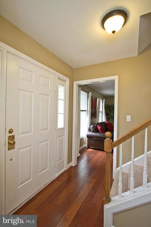 609 Laurel Lane Lancaster, PA 17601 - Photo 12 of 63