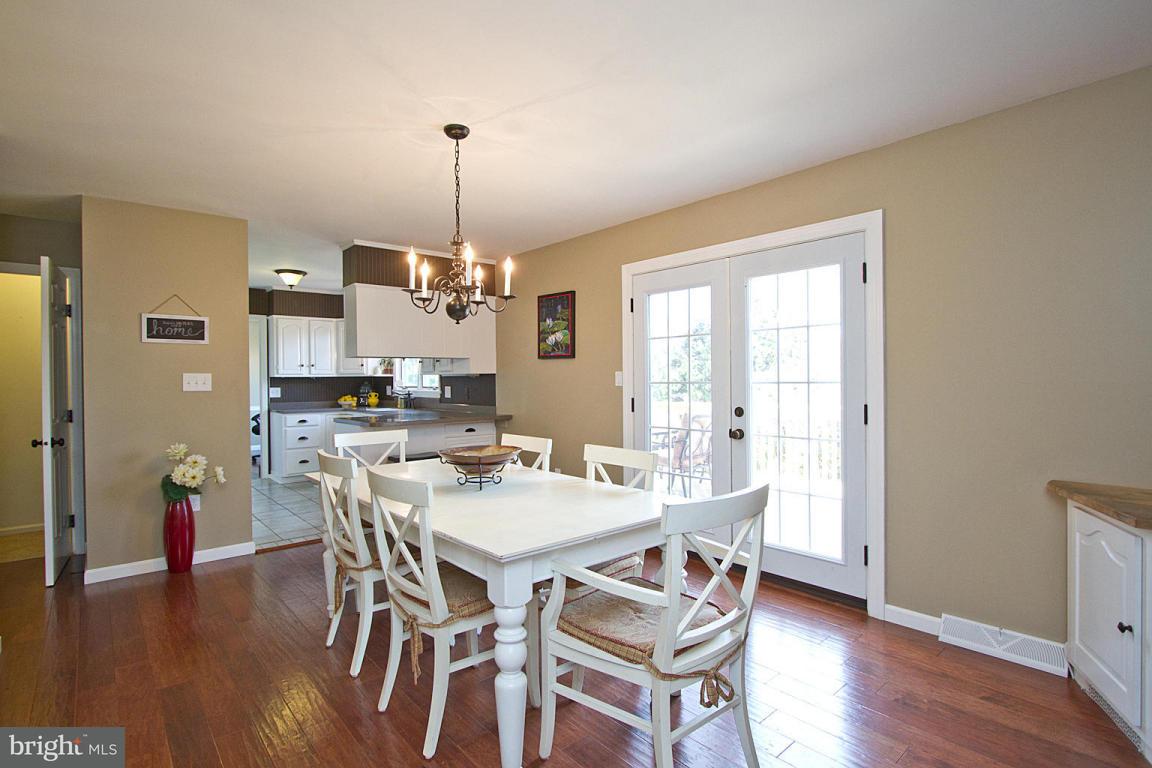 609 Laurel Lane Lancaster, PA 17601 - Photo 19 of 63