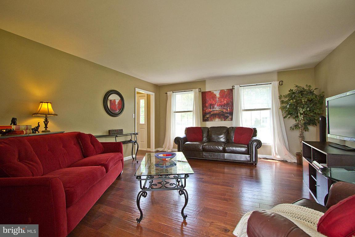 609 Laurel Lane Lancaster, PA 17601 - Photo 33 of 63