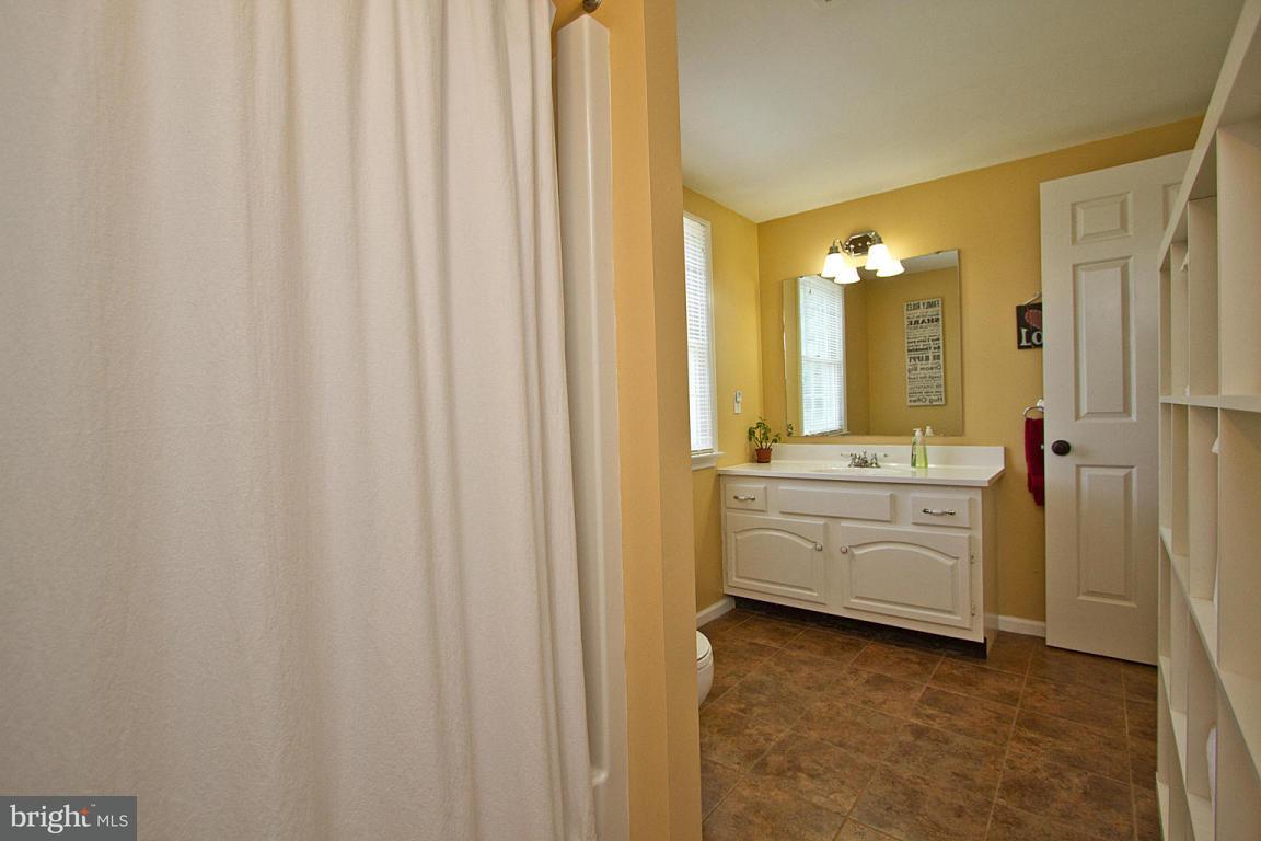 609 Laurel Lane Lancaster, PA 17601 - Photo 44 of 63