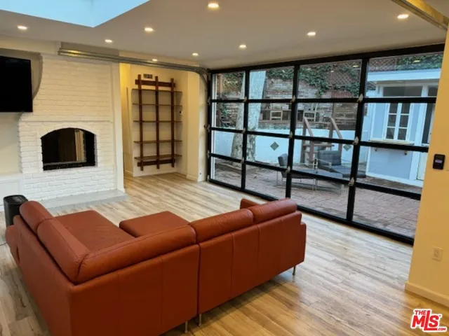 $5,995 | 1636 North Beverly Glen Boulevard, Los Angeles, CA 90077