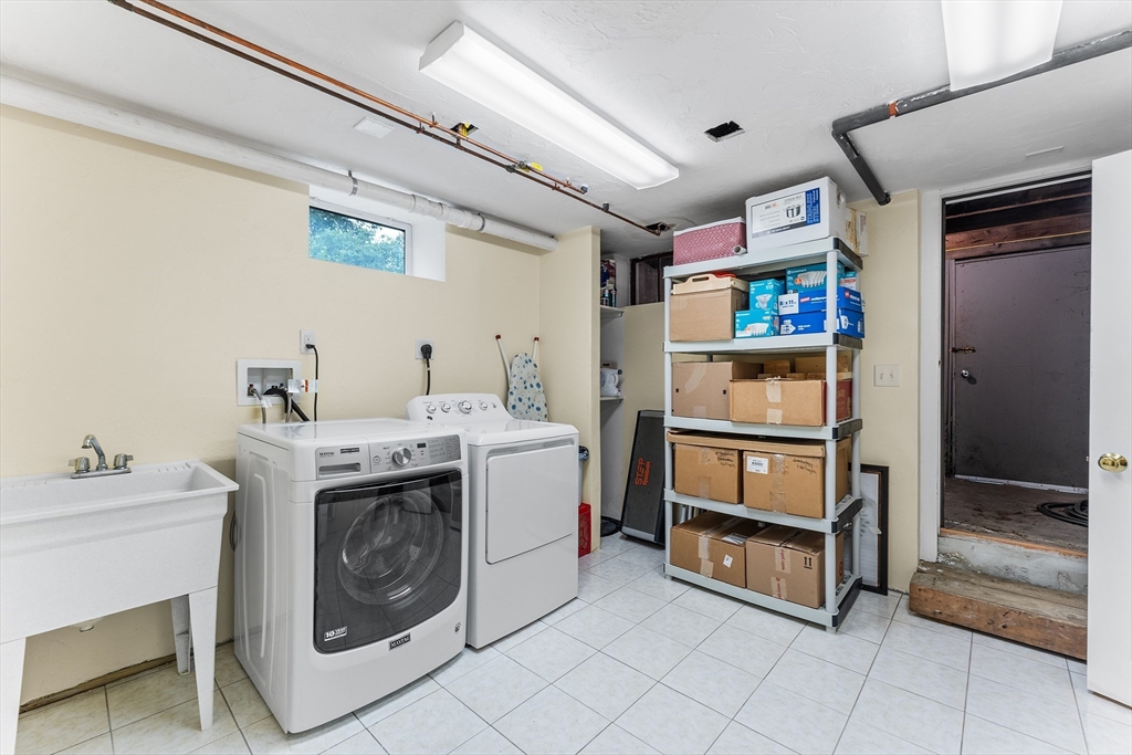 154 Cherry Street Newton, MA 02465 - Photo 26 of 36