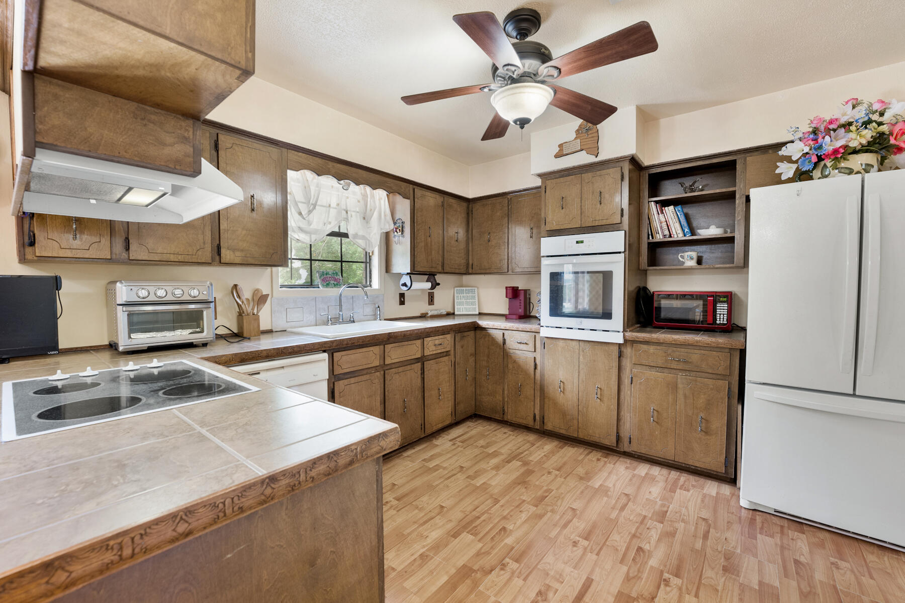272 Boundry Line Road Freeport, FL 32439 - Photo 8 of 35 Gallery Image 8