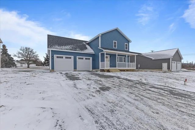 $549,900 | 28 Dozer Drive, St. Albans Town, VT 05478