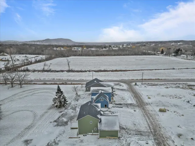$549,900 | 28 Dozer Drive, St. Albans Town, VT 05478