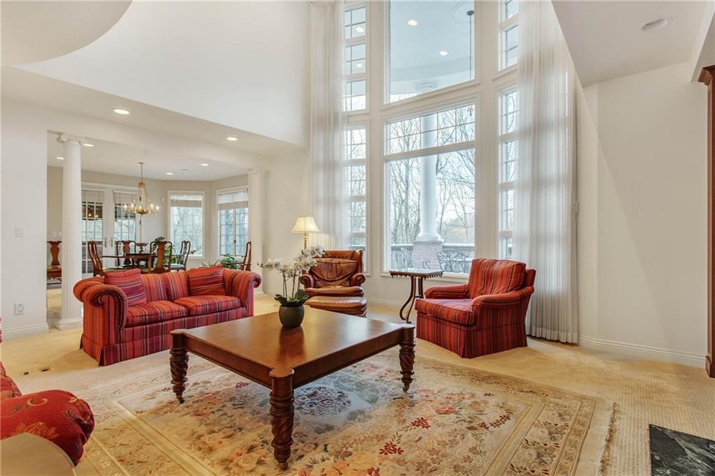 63 Spring Valley Lane Pittsburgh, PA 15238 - Photo 13 of 25 Gallery Image 13