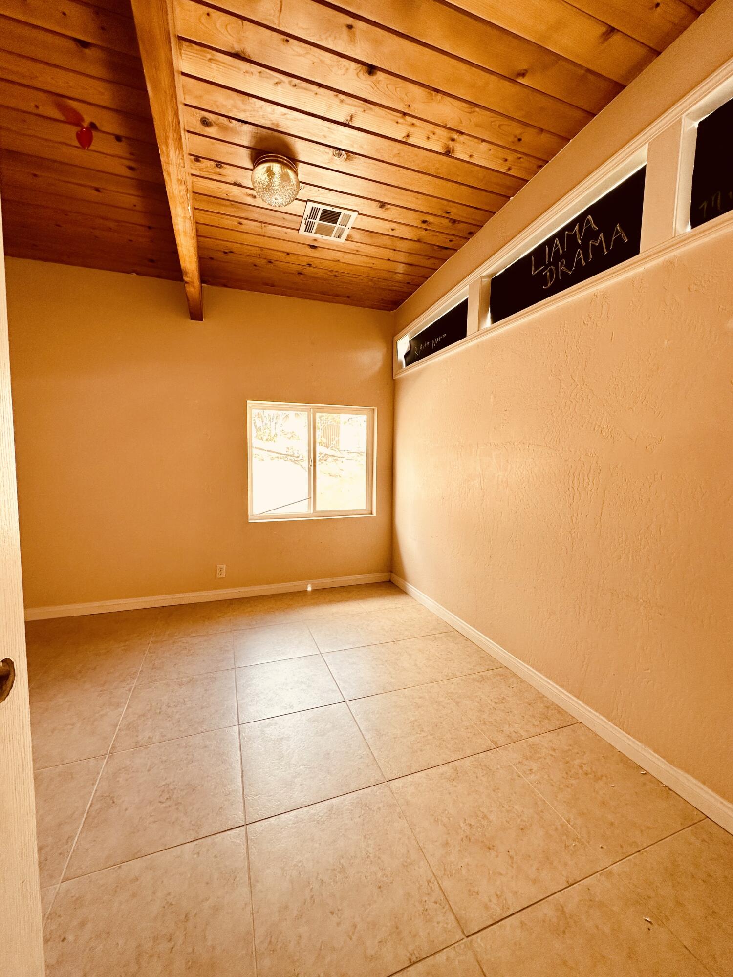 41231 Sierra Drive Three Rivers, CA 93271 - Photo 3 of 37 Bonus room #1