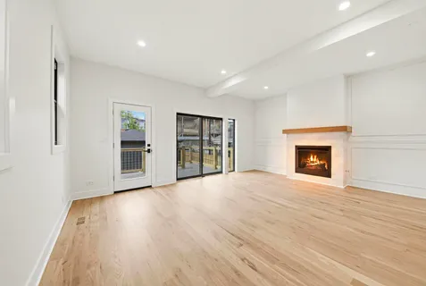 $1,499,500 | 1953 West Summerdale Avenue, Chicago, IL 60640