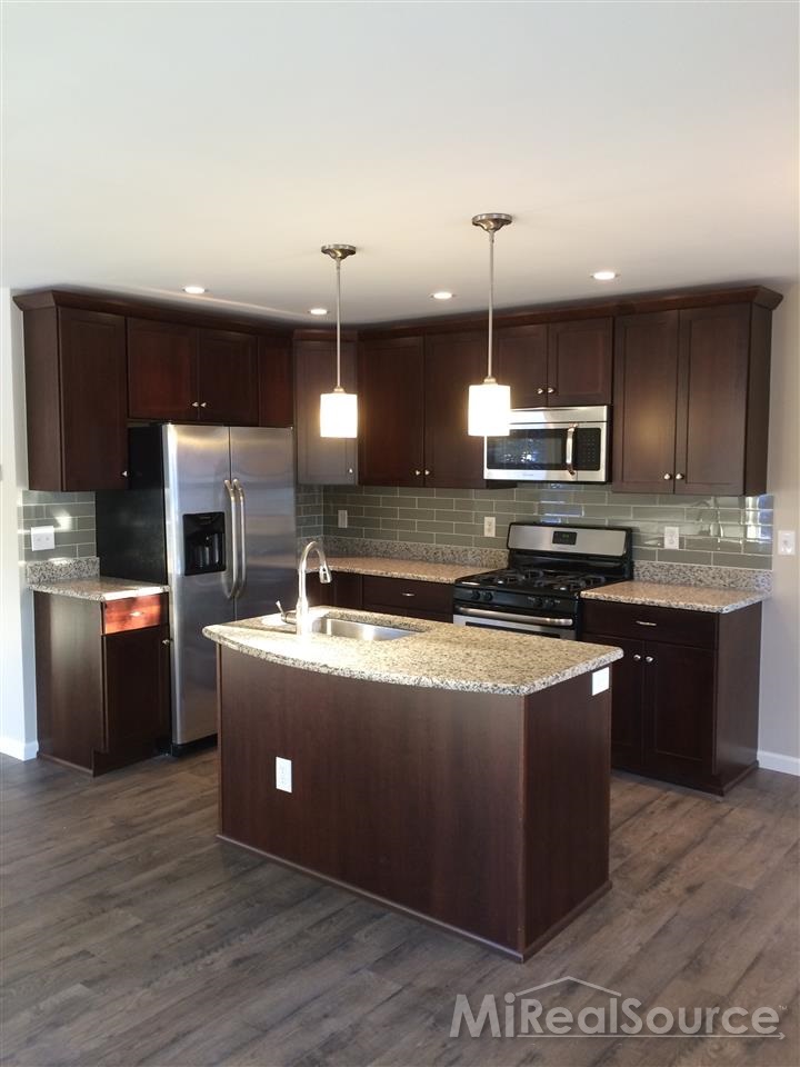1269 Candlestick Lane, Unit 108 Rochester, MI 48306 - Photo 15 of 19 31233010-14.JPG