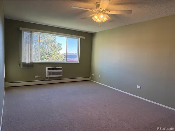 $1,800 | 350 South Clinton Street, Unit 10C, Denver, CO 80247