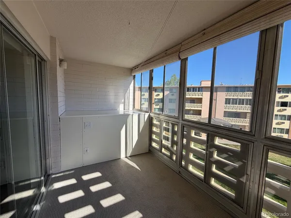 $1,800 | 350 South Clinton Street, Unit 10C, Denver, CO 80247