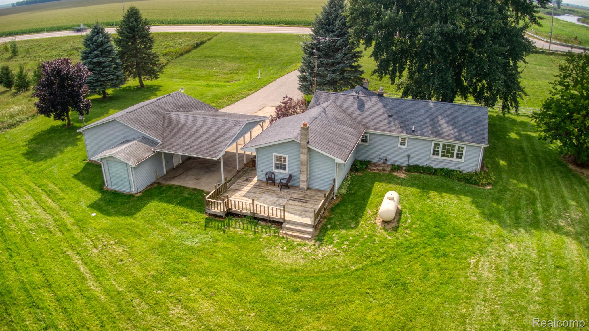 8015 E Road Burt, MI 48417 - Photo 28 of 37 Gallery Image 28