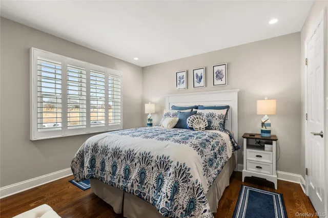 $970,000 | 20 Namkee Lane, Blue Point, NY 11715