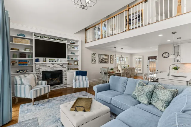 $970,000 | 20 Namkee Lane, Blue Point, NY 11715