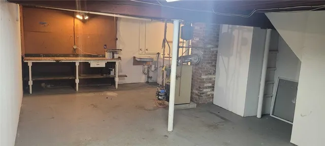 $375,000 | 66 1st Street, Pawtucket, RI 02861