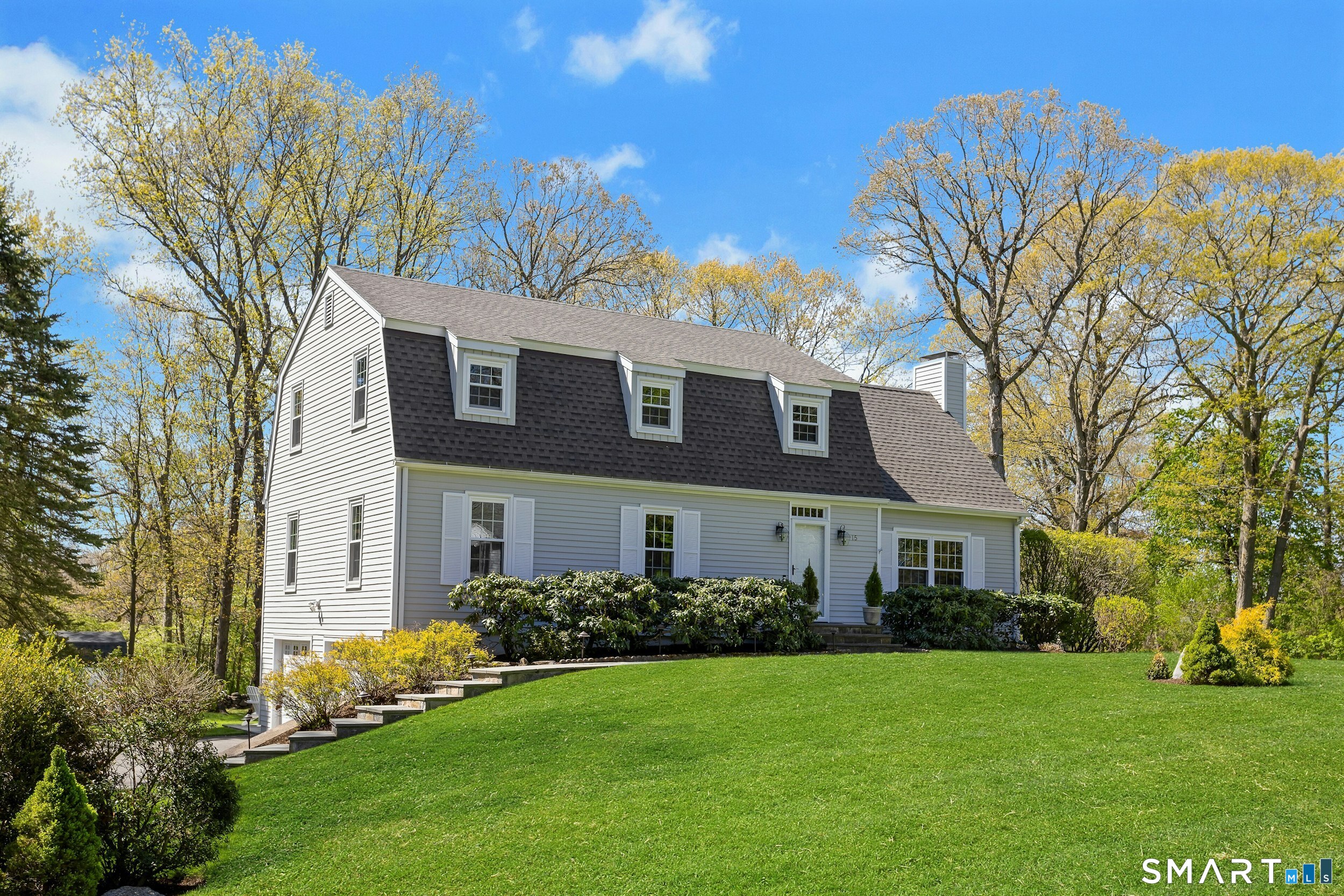 15 Serfillippi Drive Ridgefield, CT 06877 - Photo 2 of 37