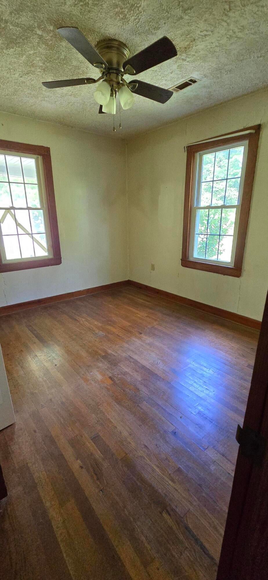 1160 Knobs Road Union, WV 24983 - Photo 27 of 28 Gallery Image 27