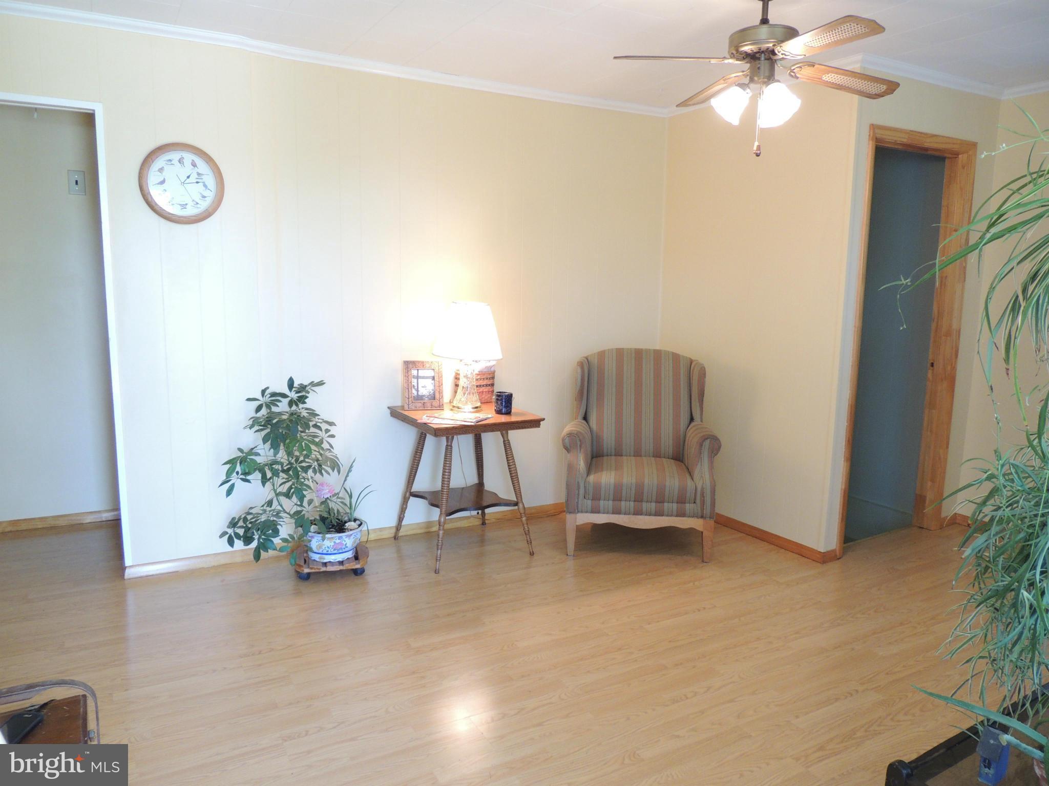 6 Torque Way Baltimore, MD 21220 - Photo 6 of 30 Living Room