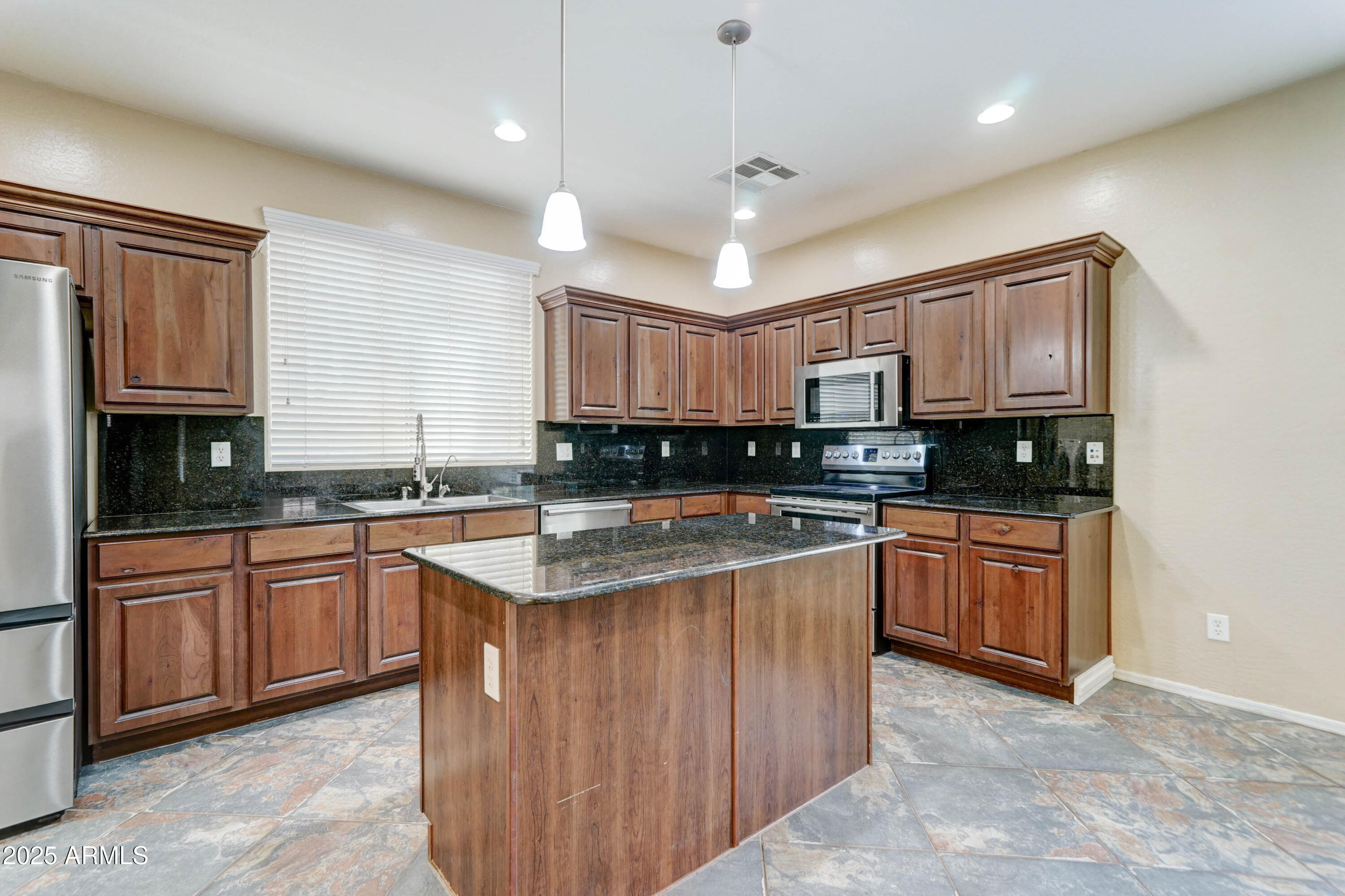 4364 East Foundation Street Gilbert, AZ 85234 - Photo 4 of 51 4364 E Foundation St-4