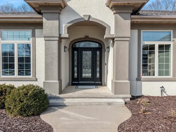 $699,900 | 2645 Teresa Drive, Green Bay, WI 54311