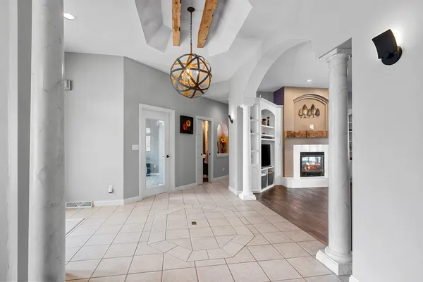 $699,900 | 2645 Teresa Drive, Green Bay, WI 54311