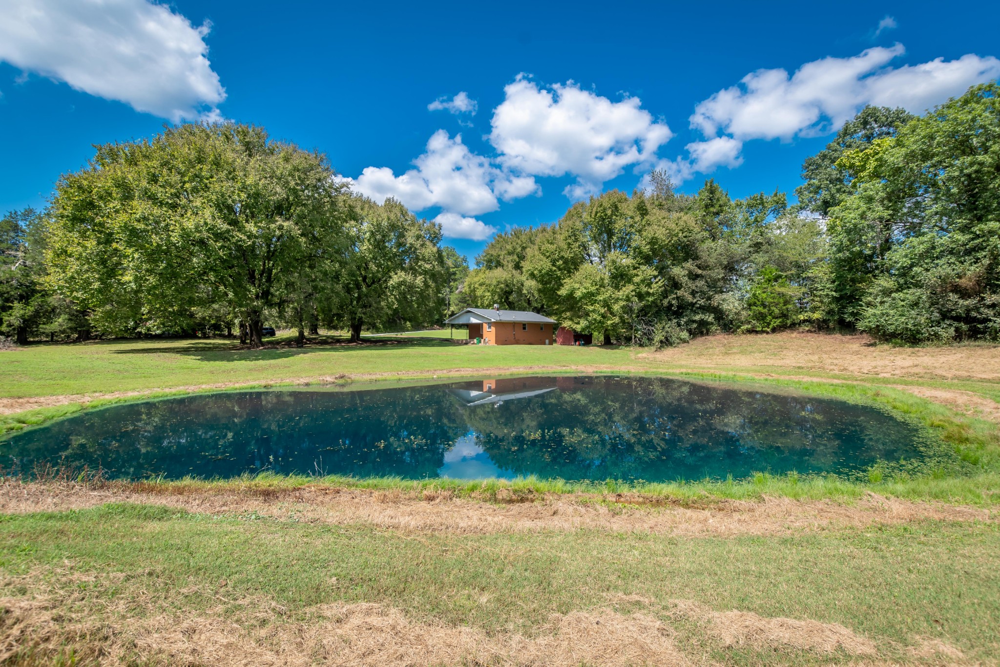 2432 Old Furnace Road Decaturville, TN 38329 - Photo 2 of 33 Gallery Image 2