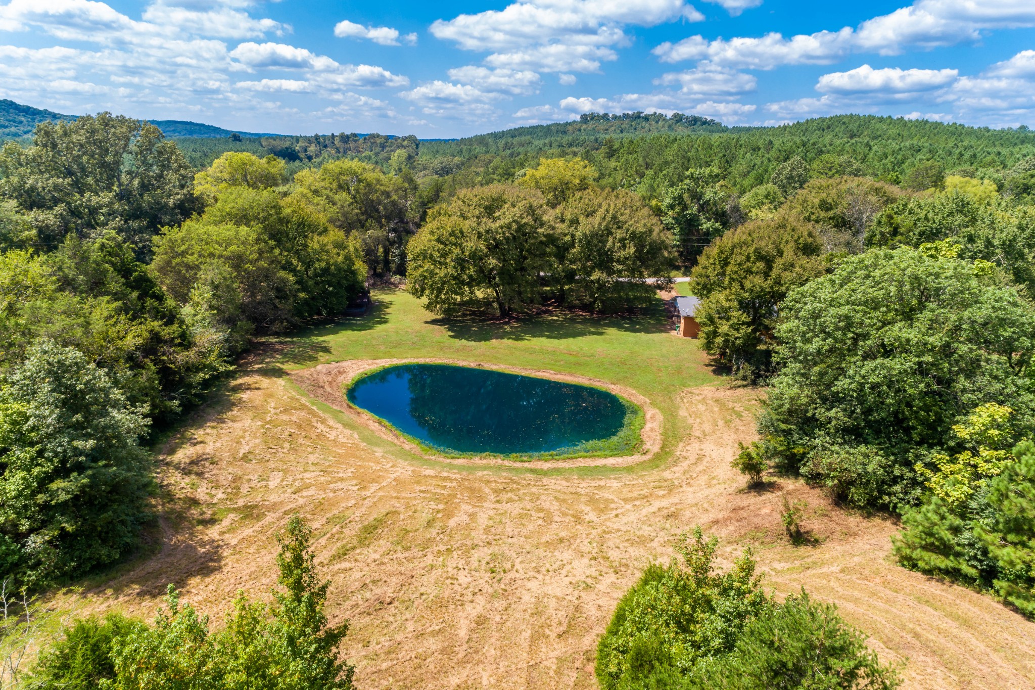 2432 Old Furnace Road Decaturville, TN 38329 - Photo 26 of 33 Gallery Image 26