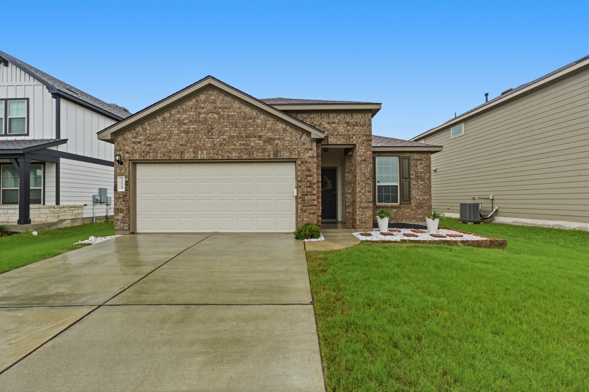 2124 Cliffbrake Way Georgetown, TX 78626 - Photo 3 of 31 2124 Cliffbrake Way is located just off SE Inner Loop & IH35.