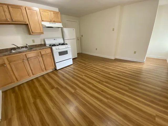 $1,852 | 53 Walker Street, Unit 2W, Manchester, NH 03102