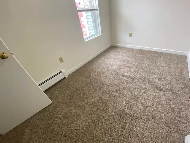 $1,852 | 53 Walker Street, Unit 2W, Manchester, NH 03102