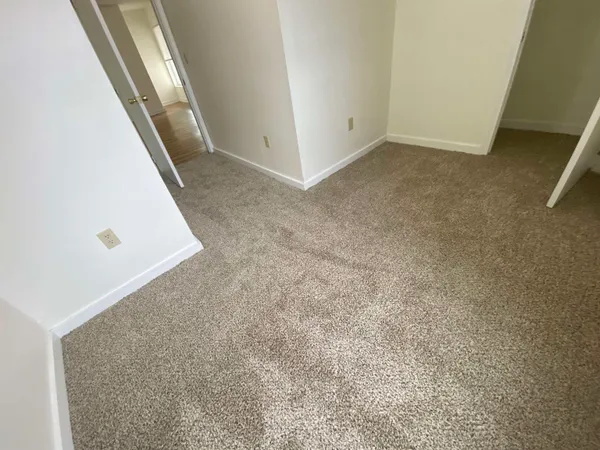 $1,852 | 53 Walker Street, Unit 2W, Manchester, NH 03102