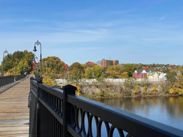 $1,852 | 53 Walker Street, Unit 2W, Manchester, NH 03102