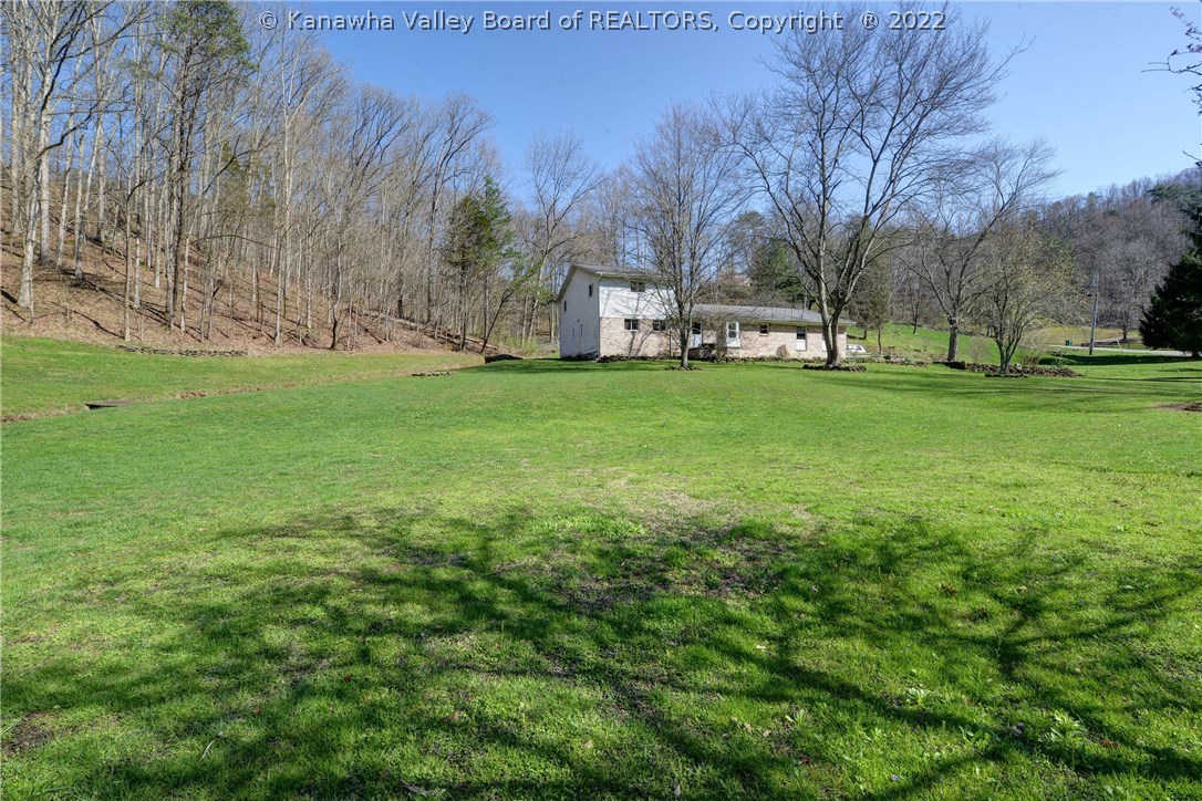 7 Thoroughbred Road Scott Depot, WV 25560 - Photo 2 of 30 Gallery Image 2