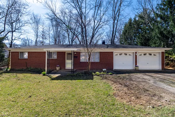 $195,000 | 11625 East Welland Street, Cumberland, IN 46229