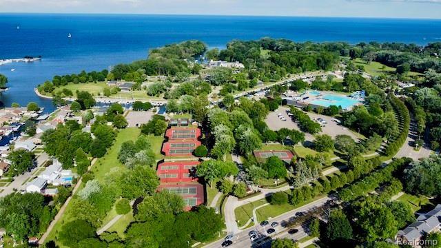 1315 Hampton Road Grosse Pointe, MI 48236 - Photo 60 of 60