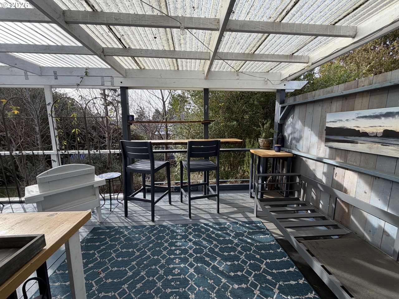 886 1st Street Southeast Bandon, OR 97411 - Photo 28 of 40 a outdoor dining space with furniture