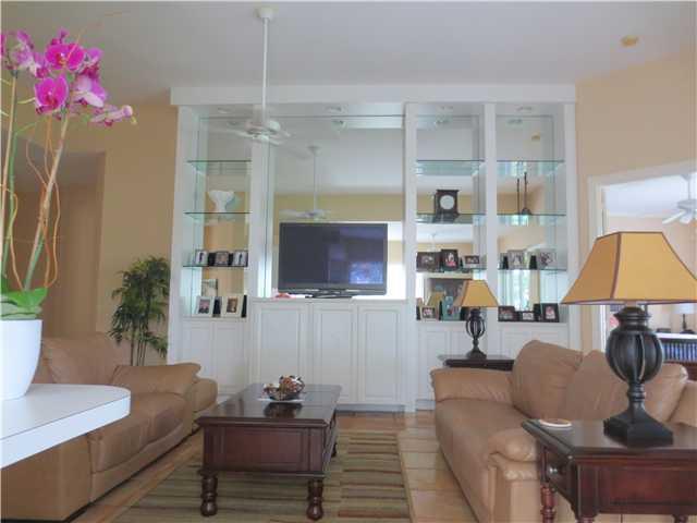 1217 Southwest Balmoral Trace Stuart, FL 34997 - Photo 10 of 21 Gallery Image 10