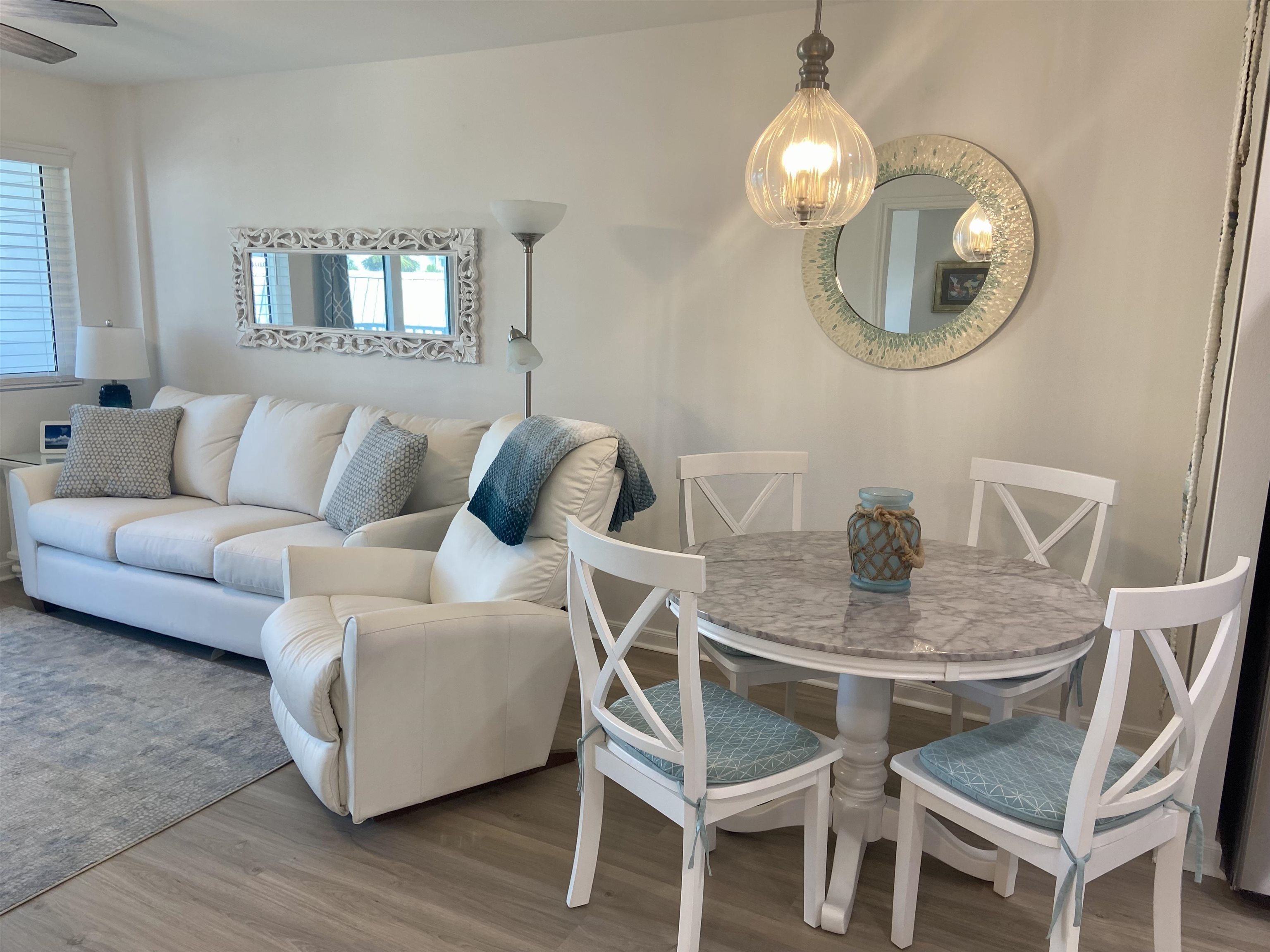 400 Plantation Road, Unit 4209 Gulf Shores, AL 36542 - Photo 10 of 27 Dining Area