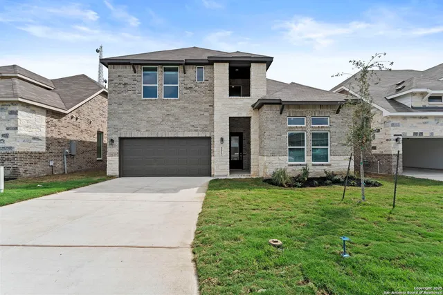 $434,990 | 5512 Paschal Park, New Braunfels, TX 78132