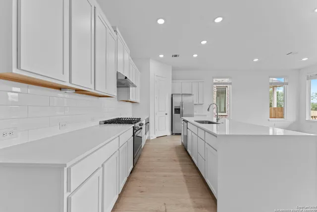 $434,990 | 5512 Paschal Park, New Braunfels, TX 78132