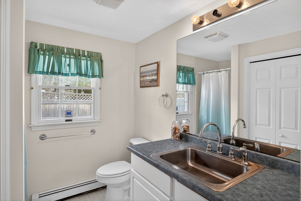 35 Pine Tree Road Chatham, MA 02659 - Photo 13 of 38 Gallery Image 13
