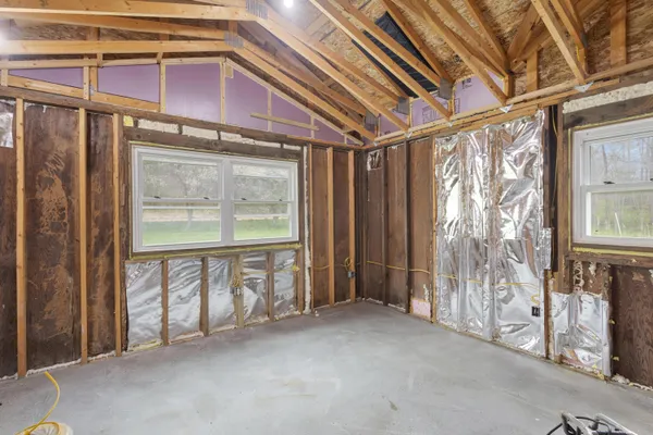 $220,000 | 52933 68th Avenue, Lawrence, MI 49064