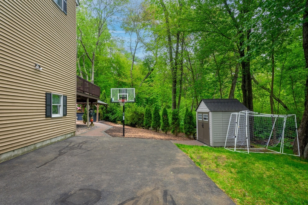 43 Joseph Road Framingham, MA 01701 - Photo 27 of 31