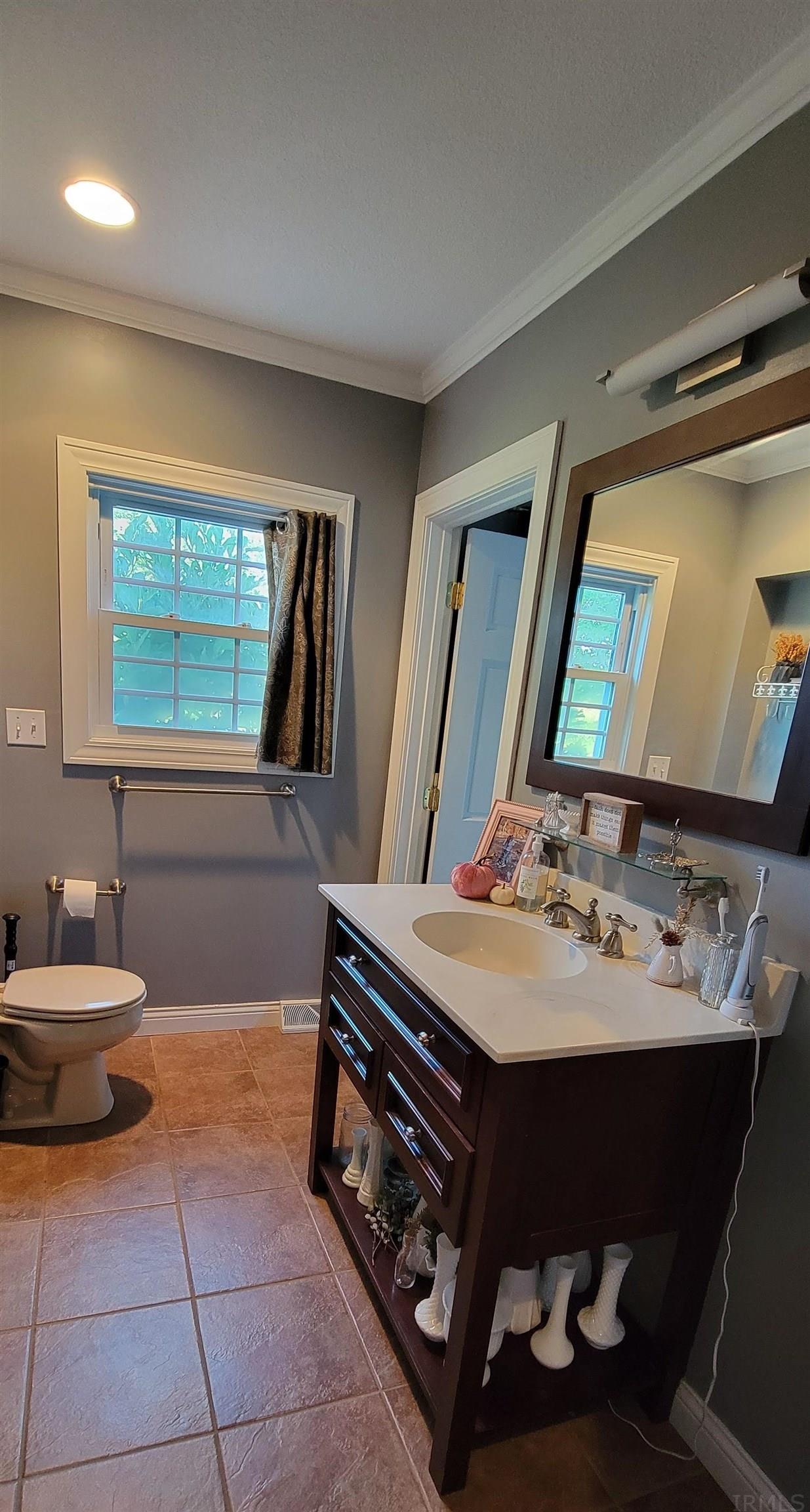 3863 East Armstrong Road Warsaw, IN 46582 - Photo 25 of 35
