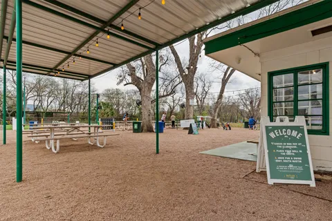 $825,000 | 210 Lee Barton Drive, Unit 517, Austin, TX 78704